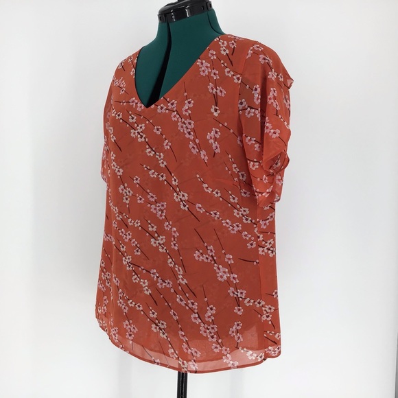 Cabi Clothing Split Sleeve Top, #5712, Medium - Picture 4 of 16